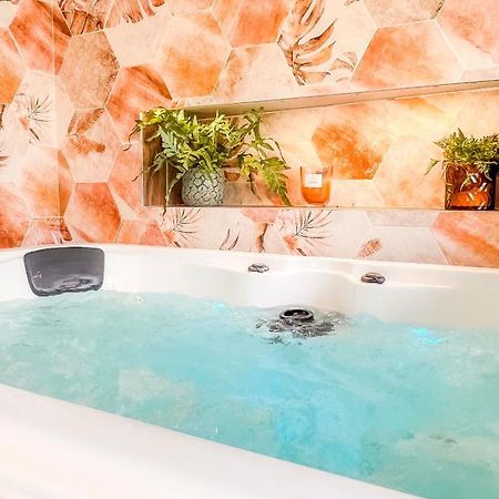 Atoumo Appartement Love Jacuzzi & Jardin Disneyland Paris Quincy-Voisins Exterior foto